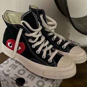Converse comme des garcons men size 4/ womens 6